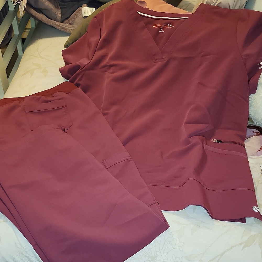 Women's Magenta Scrub Set